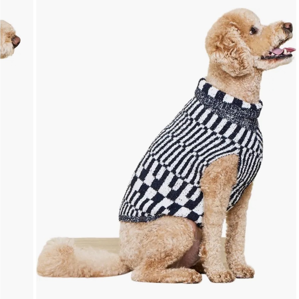 CozyChic Abstract Check Dog Sweater
Barefoot Dreams NWT